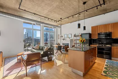 111 S Morgan Street #823, Chicago, IL 60607 - Photo 2