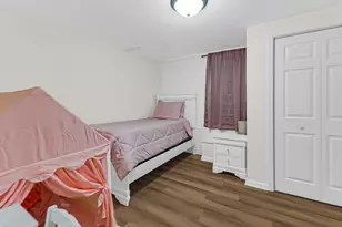 126 N Pine Ln, Glenwood, IL 60425 - Photo 8