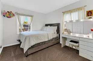 126 N Pine Ln, Glenwood, IL 60425 - Photo 12