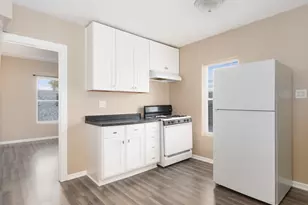 611 Jerome Ave, Joliet, IL 60432 - Photo 4