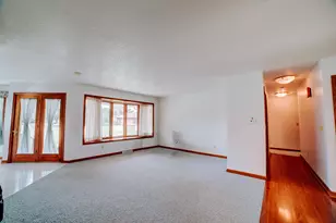 601 N Church St, Crescent City, IL 60928 - Photo 26