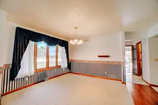 601 N Church St, Crescent City, IL 60928 - Photo 16