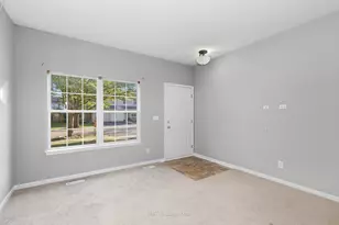 21506 Franklin Cir, Plainfield, IL 60544 - Photo 2