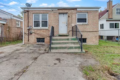 9606 S Eggleston Avenue, Chicago, IL 60628 - Photo 12