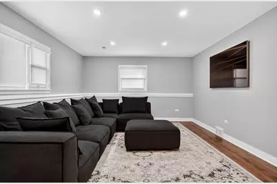 5446 W Lunt Avenue, Chicago, IL 60646 - Photo 18