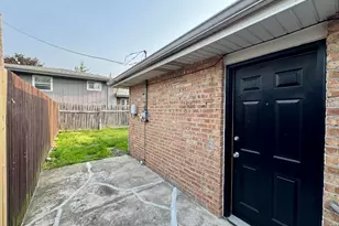 4230 Barry Ln, Oak Forest, IL 60452 - Photo 28