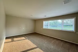 4230 Barry Ln, Oak Forest, IL 60452 - Photo 10