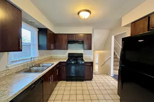 4230 Barry Ln, Oak Forest, IL 60452 - Photo 18