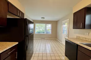 4230 Barry Ln, Oak Forest, IL 60452 - Photo 6