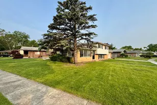 4230 Barry Ln, Oak Forest, IL 60452 - Photo 2