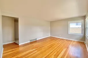 55 E Craig Dr, Chicago Heights, IL 60411 - Photo 2