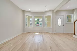 821 N Lockwood Ave, Chicago, IL 60651 - Photo 10