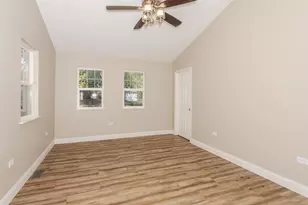 510 E Elm St, Chatsworth, IL 60921 - Photo 14