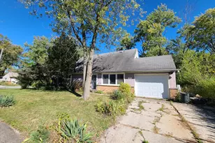 183 Washington St, Park Forest, IL 60466 - Photo 2