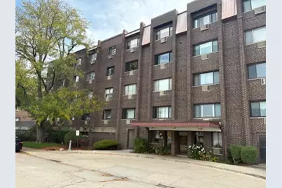 4623 N Chester Avenue #105, Chicago, IL 60656 - Photo 1