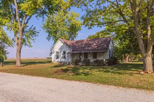 31439 2nd St, Chenoa, IL 61726 - Photo 36