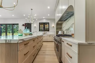 1504 Linden Cir, Lemont, IL 60439 - Photo 12