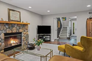 23276 N Birchwood Ln, Deerfield, IL 60015 - Photo 12