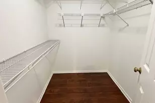 181 Brook Ln, Vernon Hills, IL 60061 - Photo 12