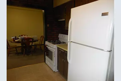 710 Ingalls Avenue, Joliet, IL 60435 - Photo 12