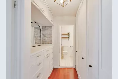 230 E Ontario Street #2305, Chicago, IL 60611 - Photo 22