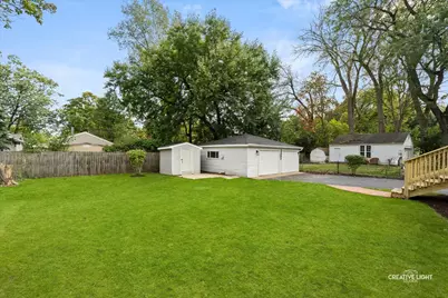 5505 Pershing Avenue, Downers Grove, IL 60515 - Photo 22
