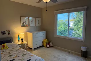 14 Newtown Dr, Buffalo Grove, IL 60089 - Photo 12