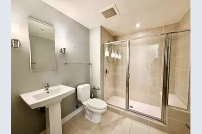 1570 Elmwood Avenue #802, Evanston, IL 60201 - Photo 20