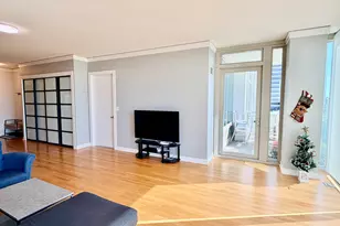 1570 Elmwood Ave, Evanston, IL 60201 - Photo 16