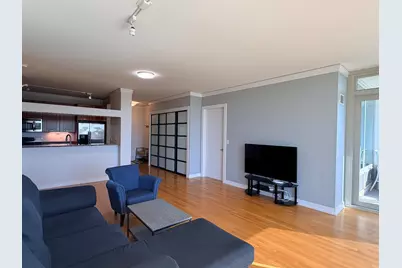 1570 Elmwood Avenue #802, Evanston, IL 60201 - Photo 14