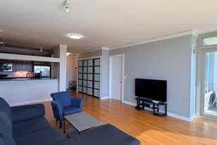 1570 Elmwood Ave, Evanston, IL 60201 - Photo 14