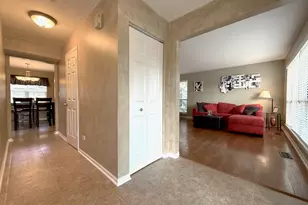 1664 Brighton Dr, Mundelein, IL 60060 - Photo 4