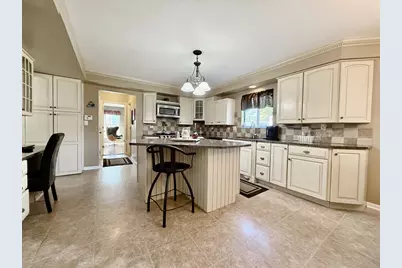 1664 Brighton Drive, Mundelein, IL 60060 - Photo 12