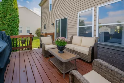 111 Evergreen Drive, Kirkland, IL 60146 - Photo 28