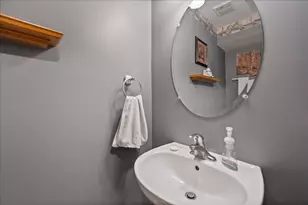 111 Evergreen Dr, Kirkland, IL 60146 - Photo 14