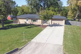 19 Brookside Ln, Bristol, IL 60512 - Photo 36