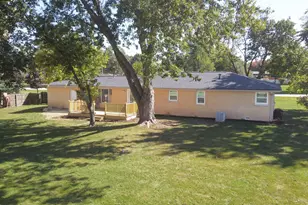 19 Brookside Ln, Bristol, IL 60512 - Photo 34