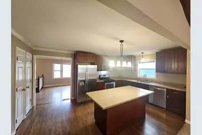 600 Hawthorne Lane, Carpentersville, IL 60110 - Photo 14