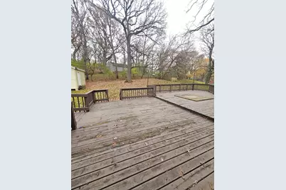 600 Hawthorne Lane, Carpentersville, IL 60110 - Photo 22