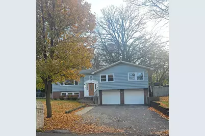 600 Hawthorne Lane, Carpentersville, IL 60110 - Photo 1