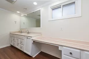917 N Linden Ave, Waukegan, IL 60085 - Photo 20
