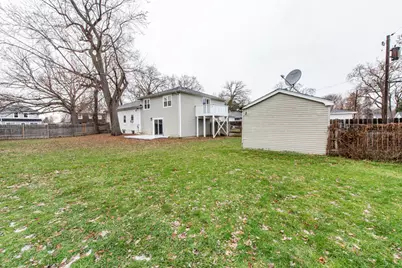 917 N Linden Avenue, Waukegan, IL 60085 - Photo 32