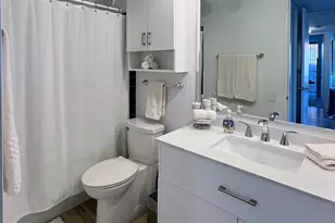 345 W Fullerton Pkwy, Chicago, IL 60614 - Photo 8