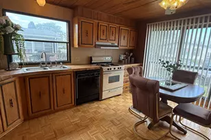 608 Tanglewood Rd, Matteson, IL 60443 - Photo 2