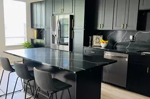 613 Pheasant Trail, Saint Charles, IL 60174 - Photo 2