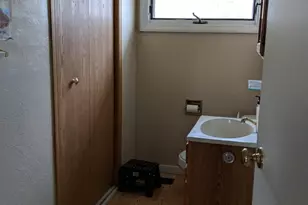 317 Maryland Ave, Ottawa, IL 61350 - Photo 6