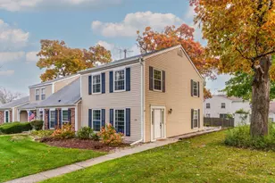 1100 Oak Valley Dr, Cary, IL 60013 - Photo 2