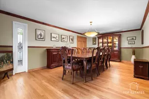 823 S Salem Dr, Schaumburg, IL 60193 - Photo 20