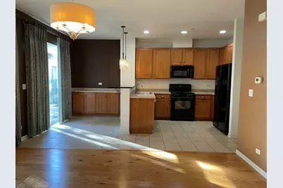 5611 Wildspring Drive, Lake in the Hills, IL 60156 - Photo 4