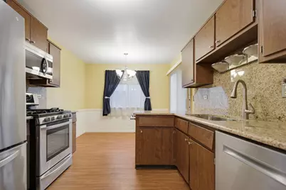 375 Pinetree Lane #D-1, Schaumburg, IL 60193 - Photo 8